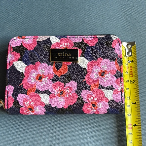 Trina Turk Zip Around Floral Wallet - Picture 9 of 10